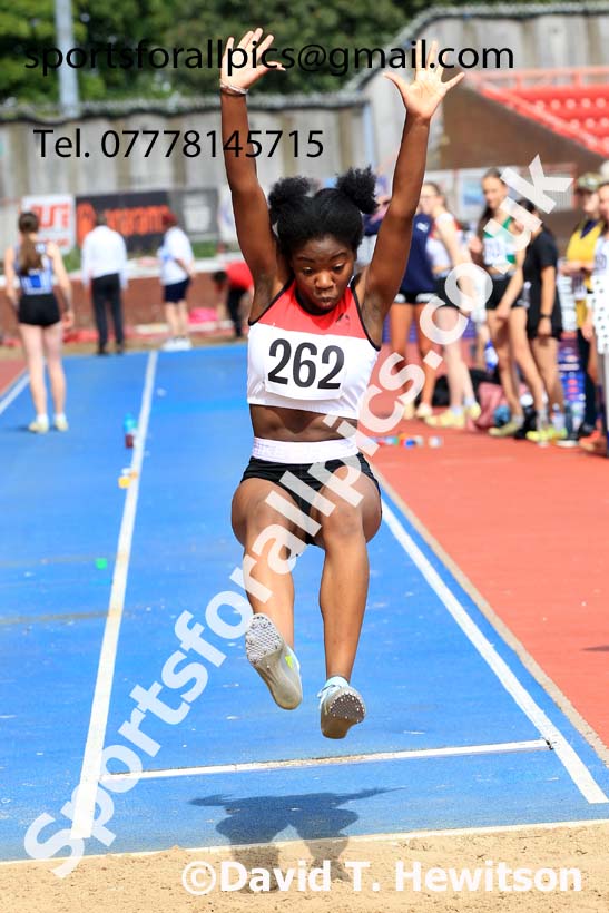 Long Jump, 2024 Gateshead Tartan Games.  Photo: David T. Hewitson/Sports for All Pics